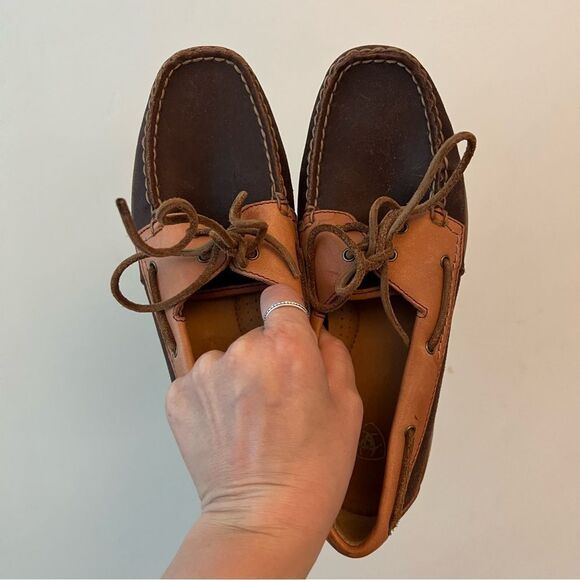 Ariat Burgundy Leather Boat Shoe Loafer - Picture 1 of 10